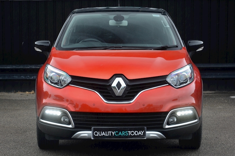 Renault Captur Captur Signature Nav Dci Hatchback 1.5 Manual Diesel Image 3