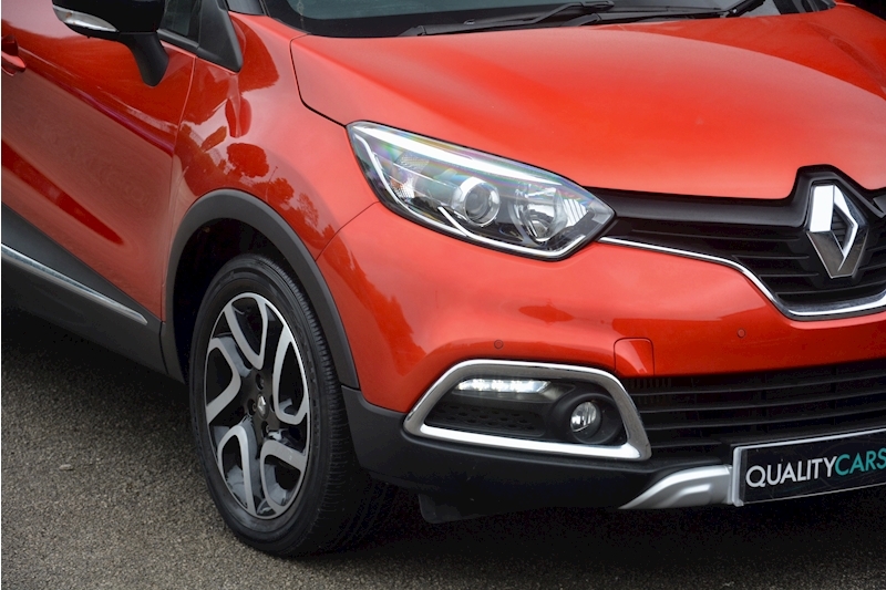 Renault Captur Captur Signature Nav Dci Hatchback 1.5 Manual Diesel Image 13