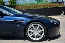Aston Martin Vantage Vantage V8 4.3 3dr Hatchback Manual Petrol - Thumb 17