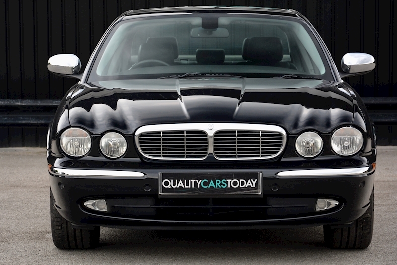 Jaguar XJ6 XJ6 3.0 V6 Comprehensive Service History Image 3