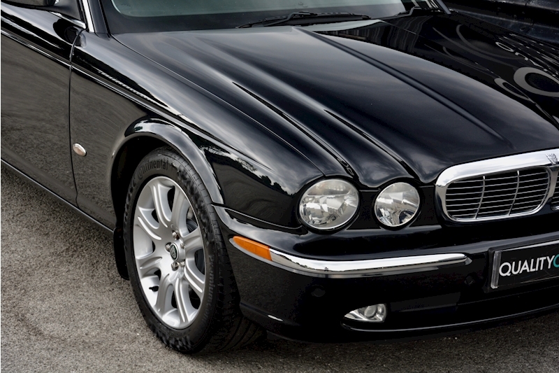 Jaguar XJ6 XJ6 3.0 V6 Comprehensive Service History Image 18