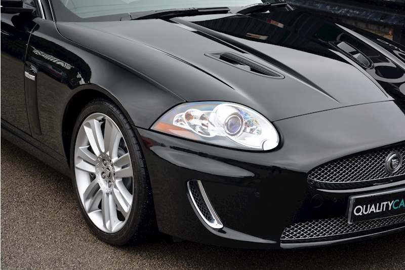 Jaguar XKR XKR 5.0 V8 Supercharged Coupe Image 11