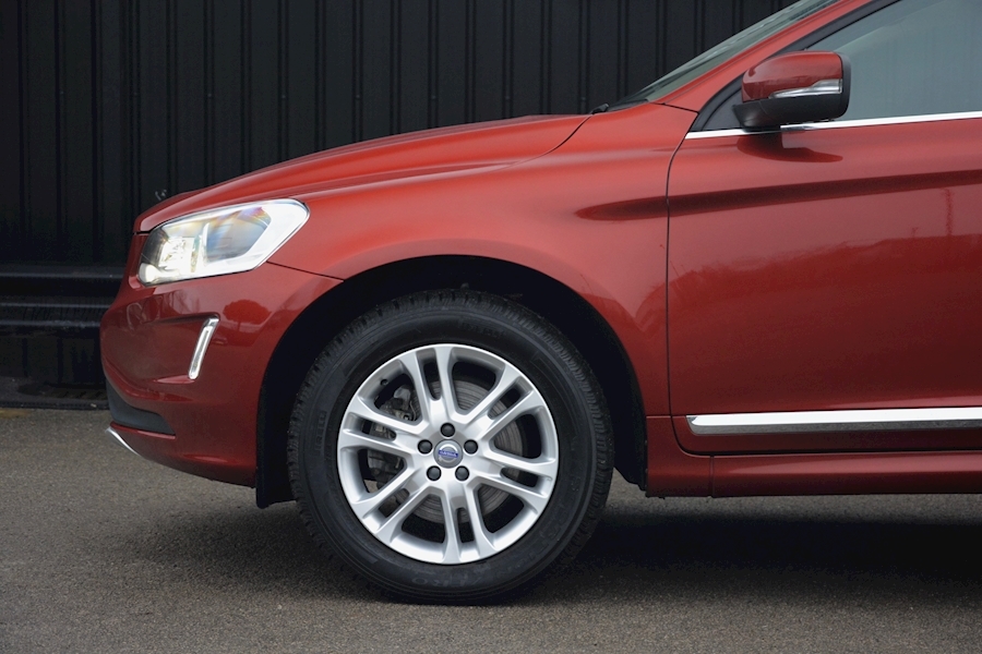 Volvo Xc60 2.4 D4 AWD SE Lux Automatic *1 Owner + Full Volvo History + Winter Pack + VAT Q* Image 21