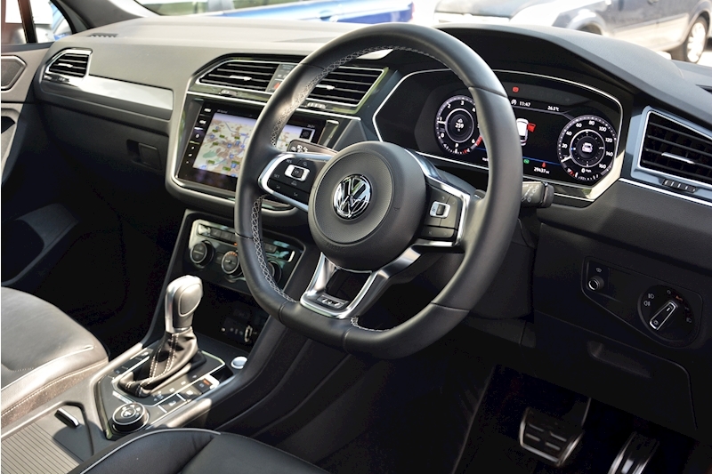 Volkswagen Tiguan R-Line 190ps 1 Lady Owner + Full VW History + Head Up Display + Full Leather + LED Lights Image 9
