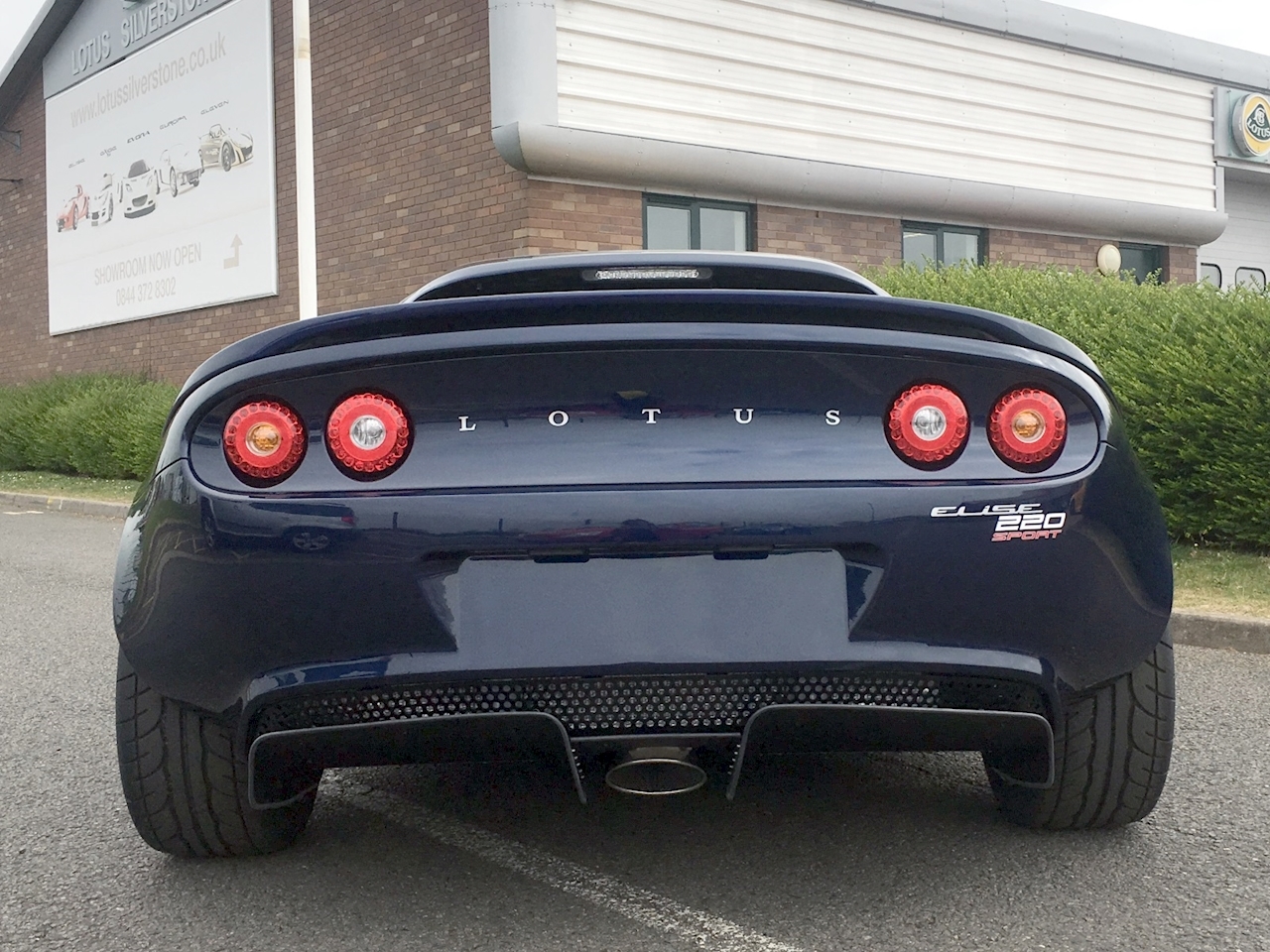 Used Lotus Elise Sport 220 | Silverstone Circuits Ltd t/a Lotus