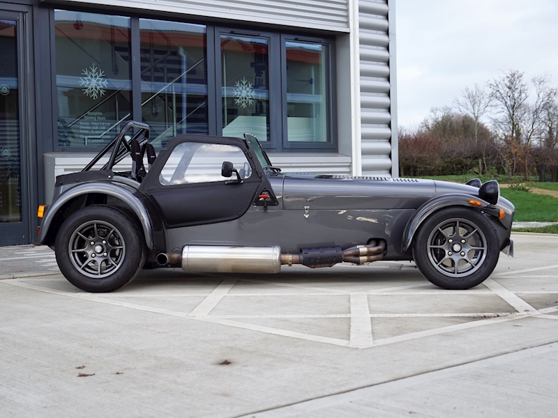 Caterham Seven R 400 - Large 8