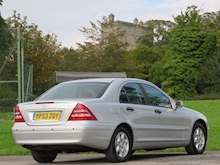 Mercedes-Benz C Class Classic SE - Thumb 3