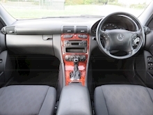 Mercedes-Benz C Class Classic SE - Thumb 10