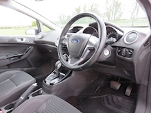 Ford Fiesta Zetec - Thumb 4