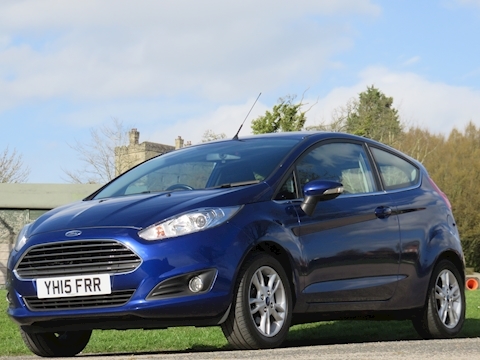 Ford Fiesta Zetec Hatchback 1.3 Manual Petrol