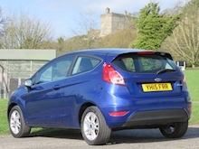 Ford Fiesta Zetec - Thumb 4