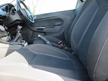 Ford Fiesta Zetec - Thumb 9