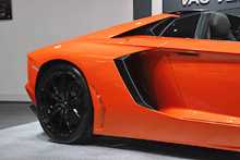 Lamborghini Aventador LP700-4 Roadster