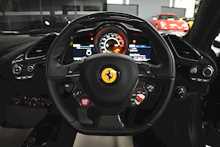 Ferrari 488 Pista T V8