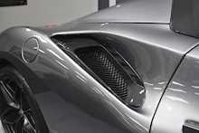 Ferrari 488 Pista T V8