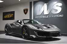 Ferrari 488 Pista T V8