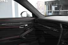 Porsche 911 991 GT3 Touring