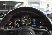 Porsche 911 991 GT3 Touring