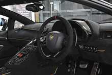 Lamborghini Aventador V12 LP 770-4 SVJ