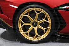 Lamborghini Aventador V12 LP 770-4 SVJ