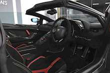 Lamborghini Aventador V12 LP 770-4 SVJ