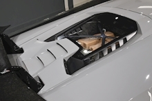 Lamborghini Huracan Huracan Lp 640-4 Performante 5.2 2dr Coupe Semi Auto Petrol - Thumb 39