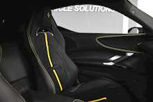 Ferrari SF90 Stradale T V8