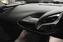 Ferrari SF90 Stradale T V8