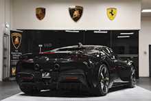 Ferrari SF90 Stradale T V8