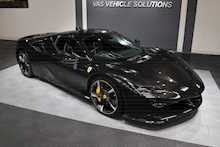 Ferrari SF90 Stradale T V8