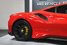 Ferrari 488 Pista T V8
