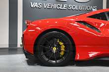Ferrari 488 Pista T V8