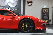 Ferrari 488 Pista T V8