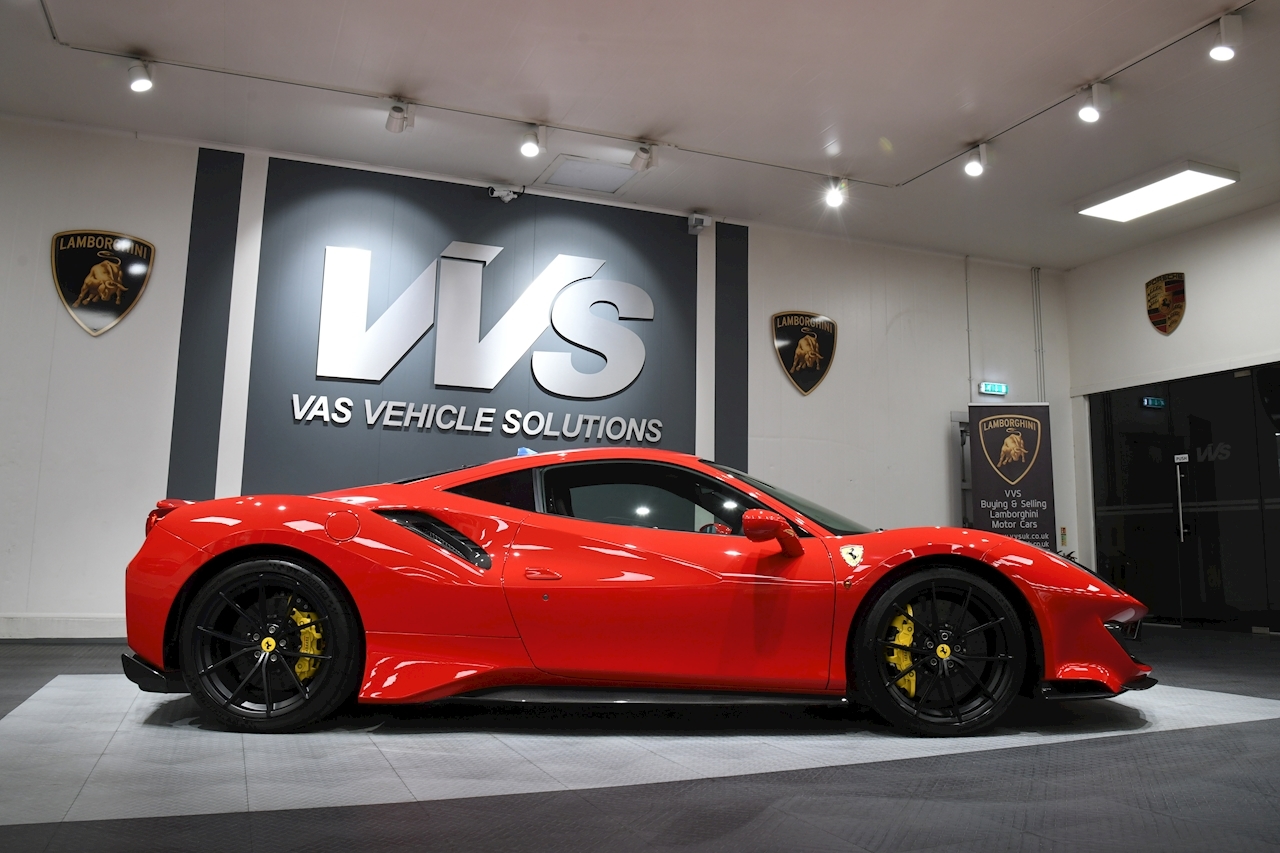 488 Pista 3.9T V8 Coupe 2dr Petrol F1 DCT