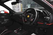 Ferrari 488 Pista T V8