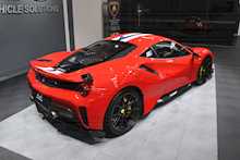 Ferrari 488 Pista T V8