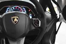 Lamborghini Aventador LP700-4 Roadster