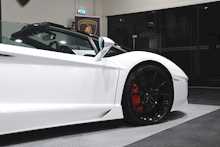 Lamborghini Aventador LP700-4 Roadster