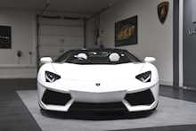 Lamborghini Aventador LP700-4 Roadster