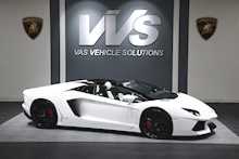 Lamborghini Aventador LP700-4 Roadster