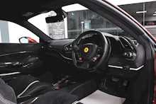 Ferrari 488 Pista T V8
