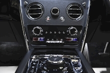 Rolls-Royce Cullinan V12 - Thumb 19
