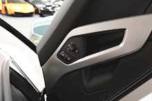 Lamborghini Aventador LP700-4 Roadster