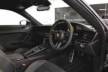 Porsche 911 992  GT3
