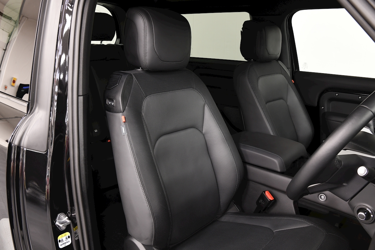 2022 Land Rover Defender 90