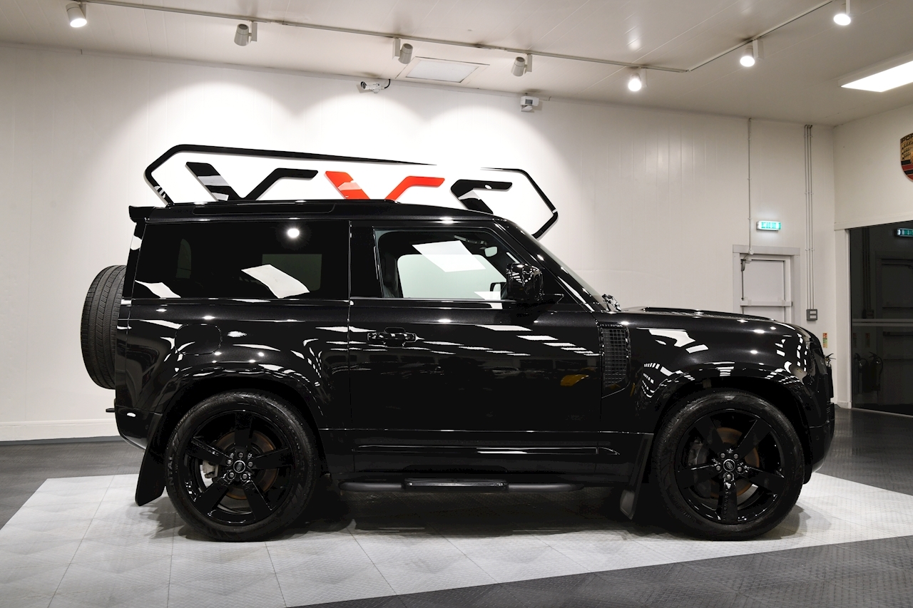2022 Land Rover Defender 90