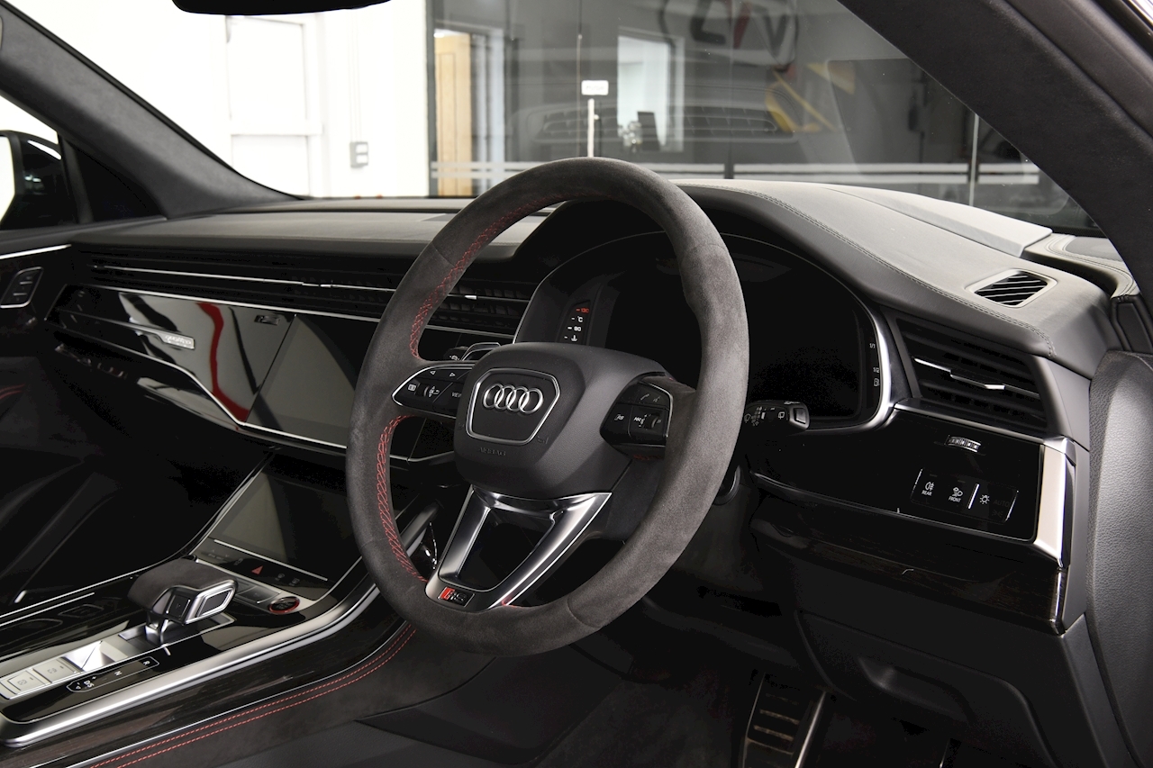 2022 Audi RSQ8