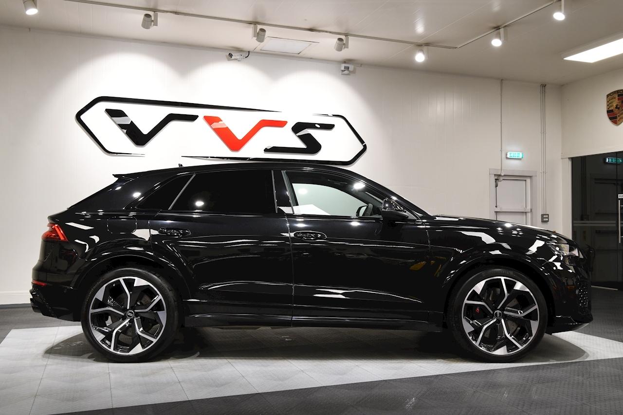 2022 Audi RSQ8