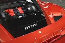 Ferrari F8 Tributo T V8