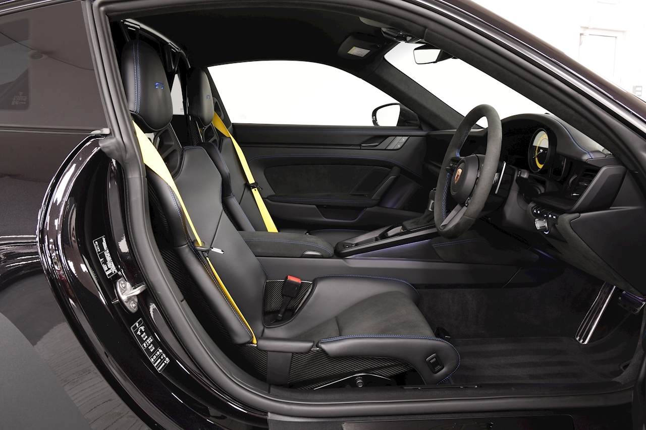 2022 Porsche 911